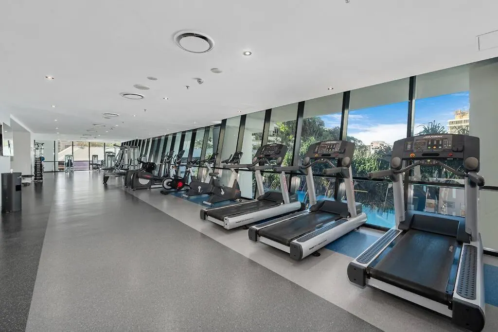 Huge Circle On Cavill 2 Brm Sleeps 6 - Optimise Bnb Gold Coast Austrália